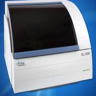 Máy sinh hóa tự động 200 test/giờ